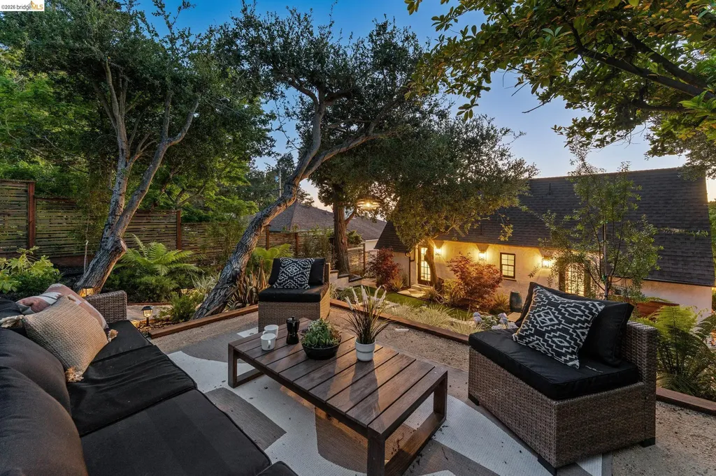 2309 Leimert Boulevard Oakland CA 94602