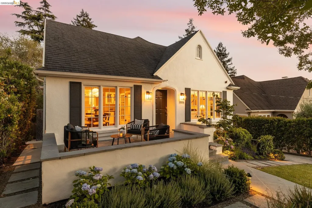 1115 Clarendon Crescent Oakland CA 94610
