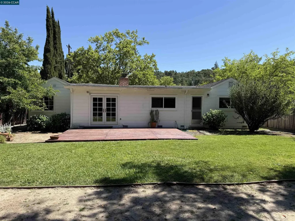 3360 Victoria Avenue Lafayette CA 94549