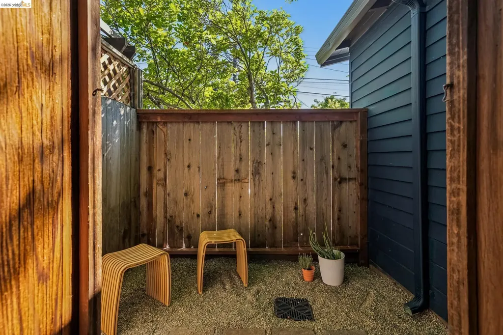 3050 California Street Oakland CA 94602