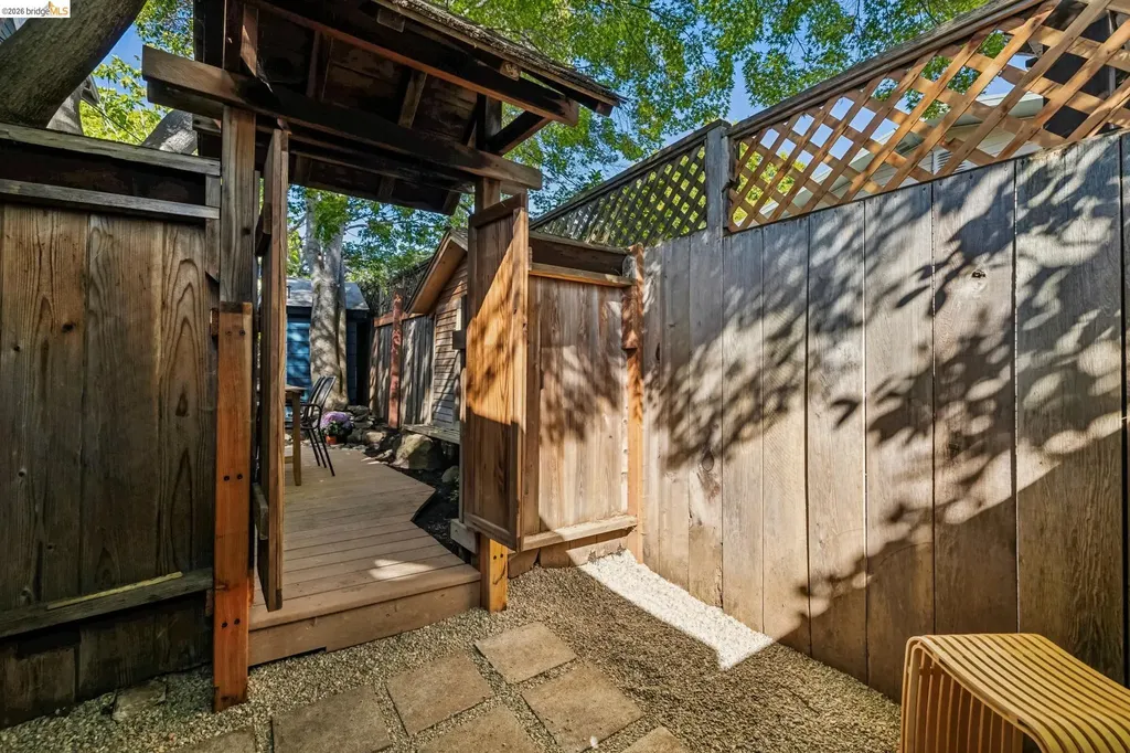 3050 California Street Oakland CA 94602