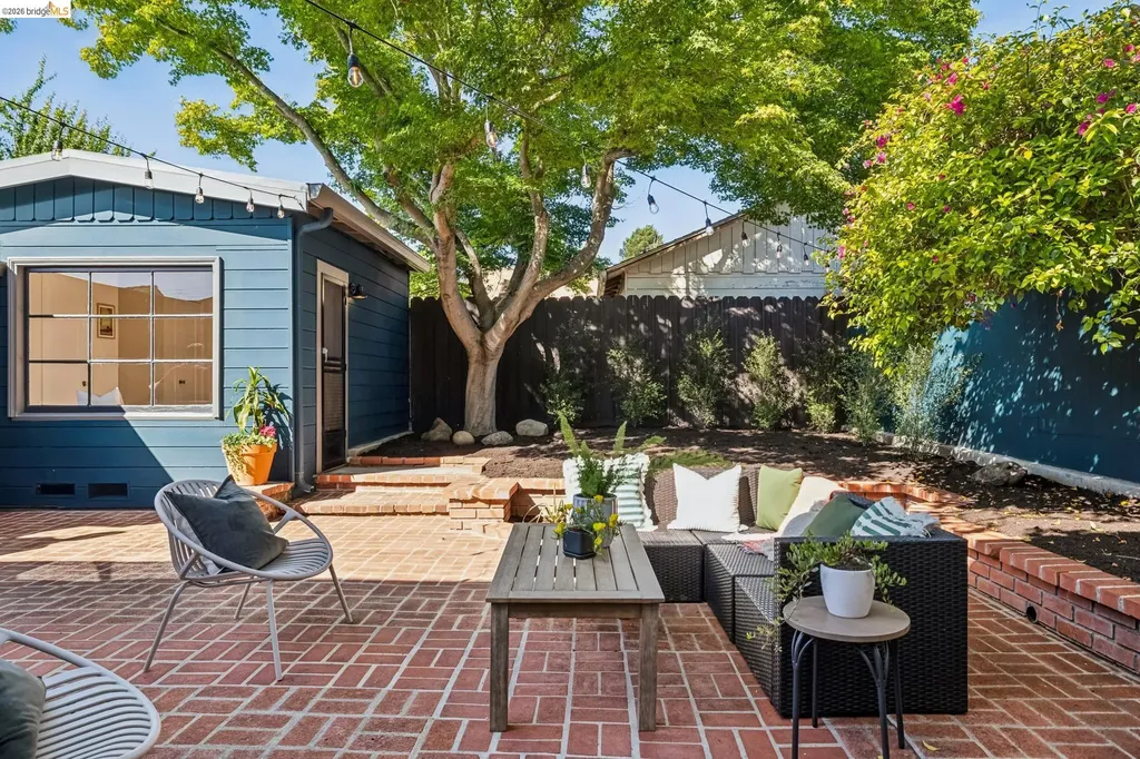 3050 California Street Oakland CA 94602