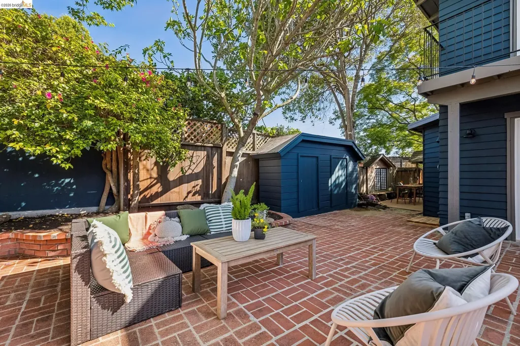 3050 California Street Oakland CA 94602