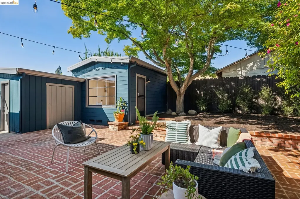 3050 California Street Oakland CA 94602