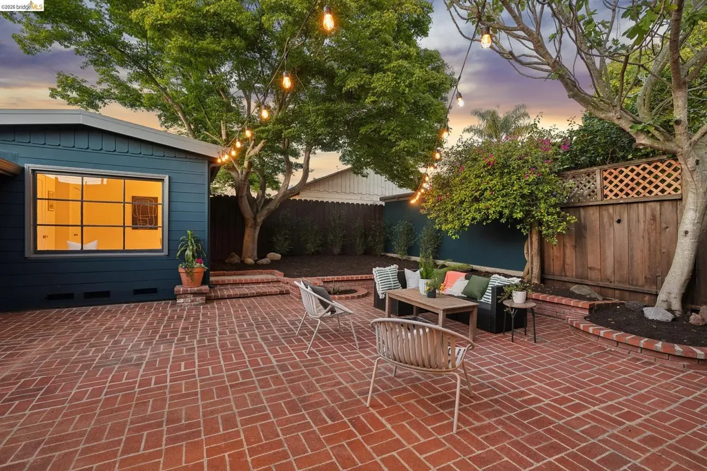 3050 California Street Oakland CA 94602
