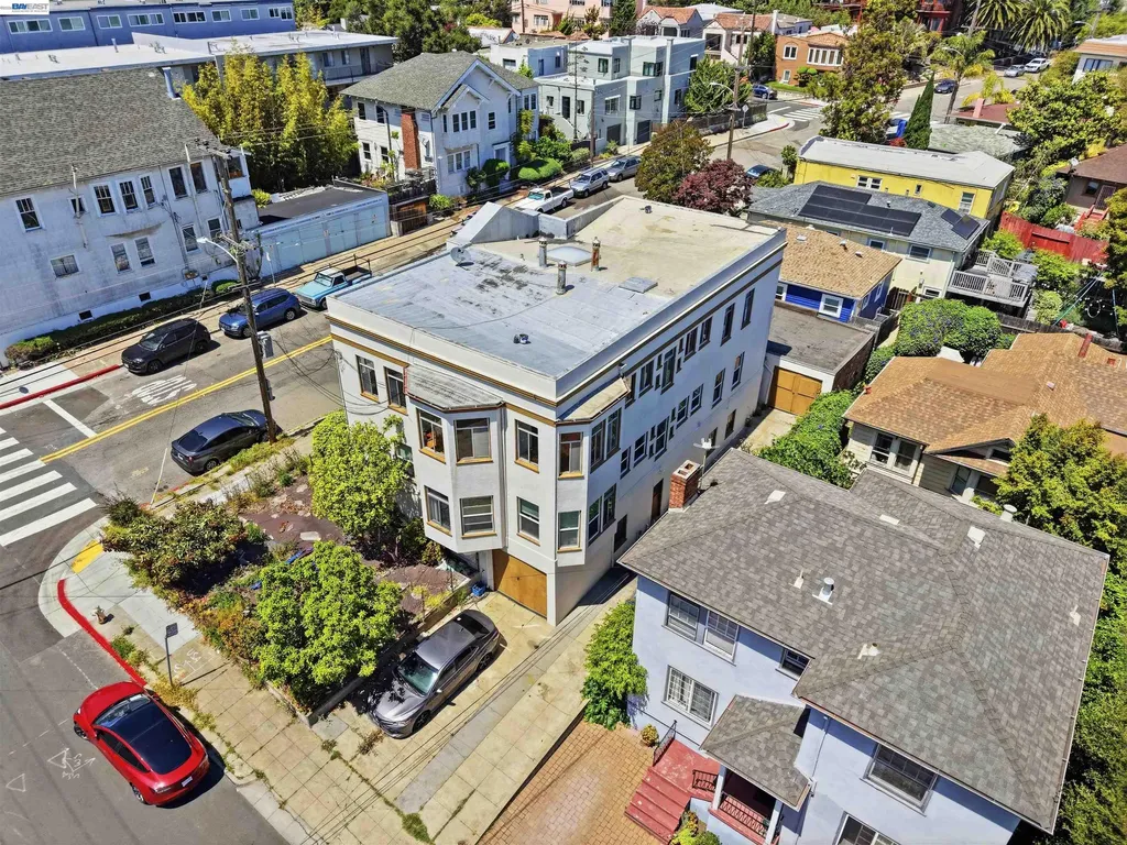 304 Fairmount Avenue Oakland CA 94611