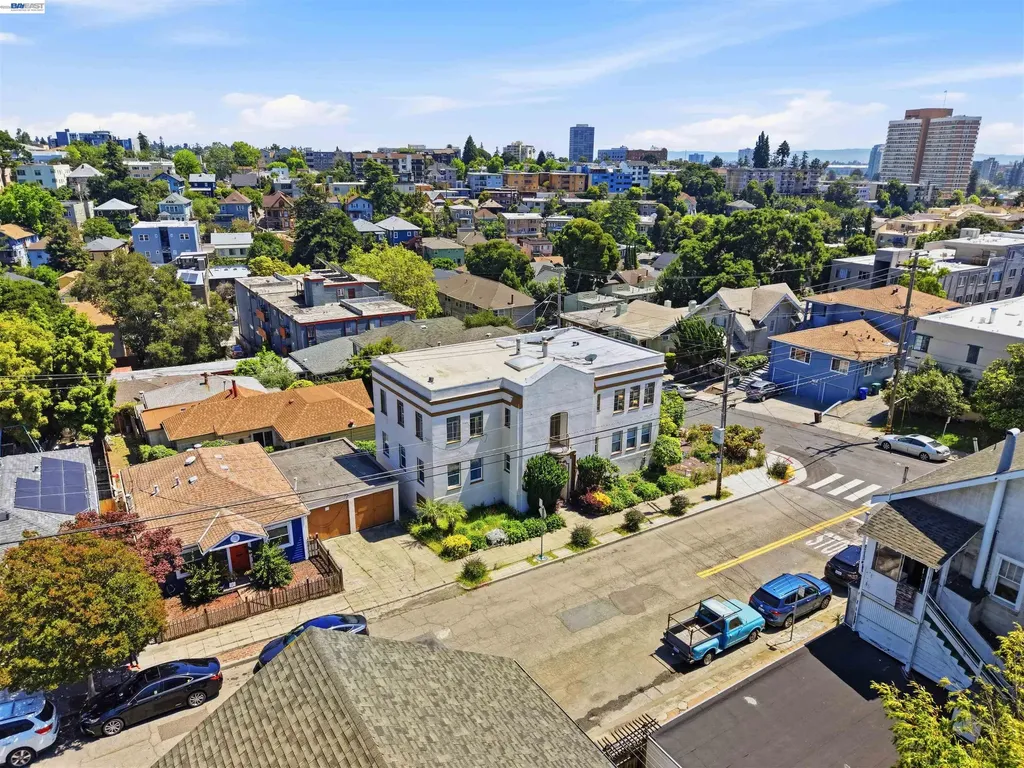 304 Fairmount Avenue Oakland CA 94611