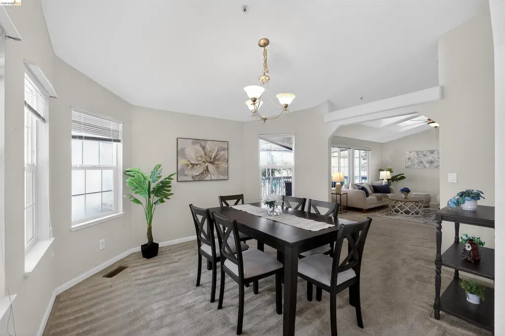 108 Palm Drive Union City CA 94587