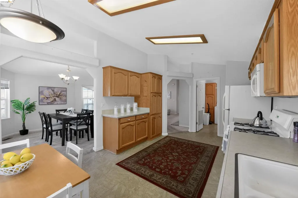 108 Palm Drive Union City CA 94587