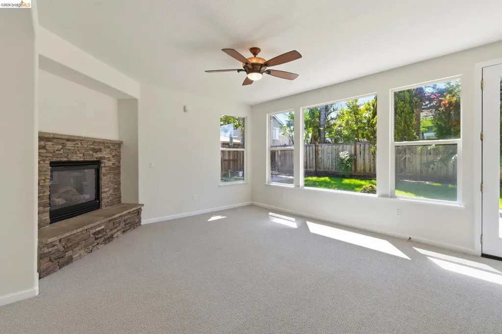 1050 Overland Place Vacaville CA 95687