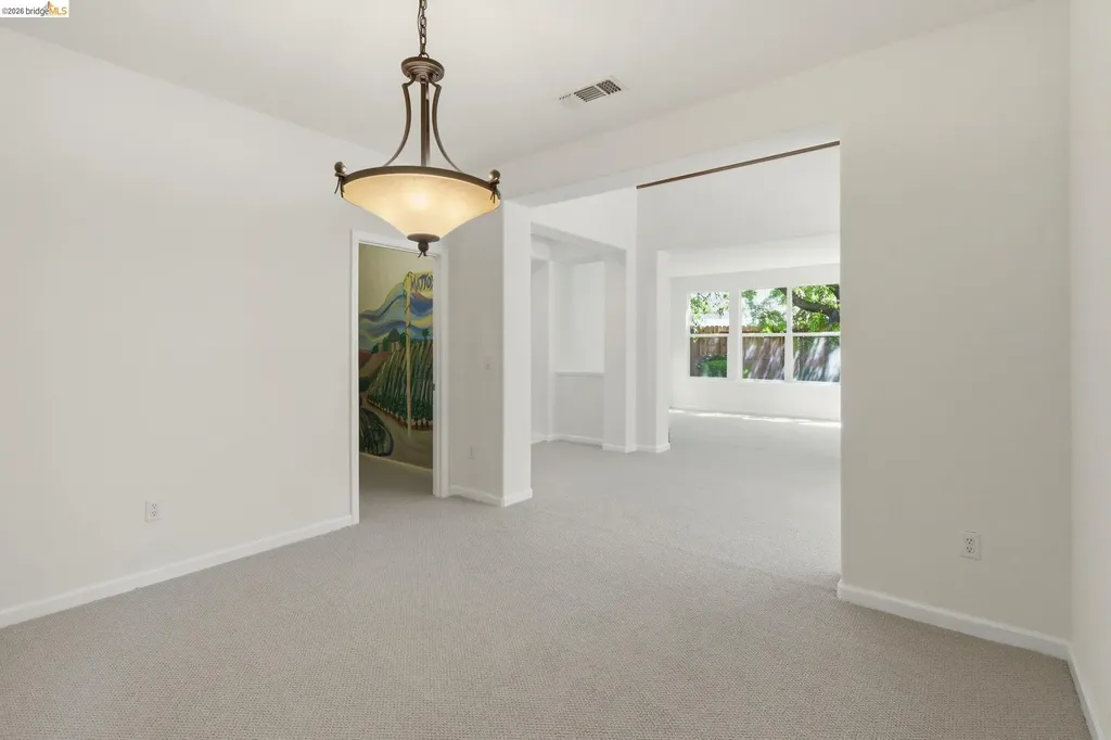1050 Overland Place Vacaville CA 95687