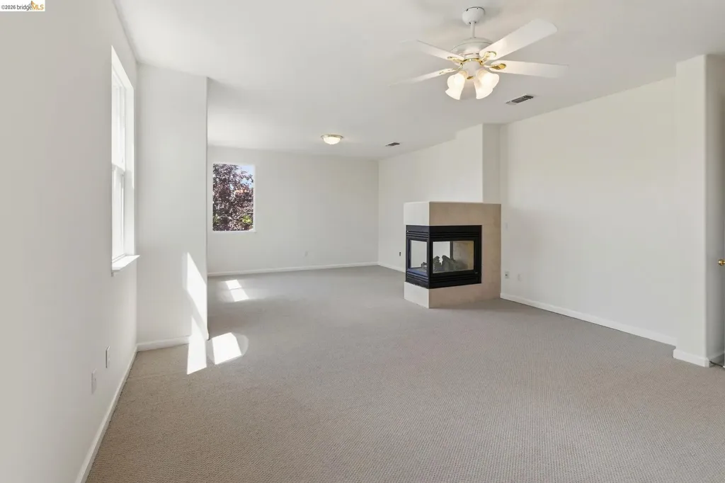 1050 Overland Place Vacaville CA 95687