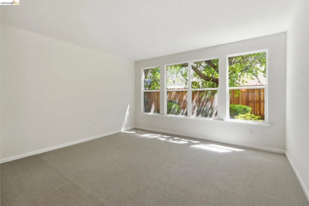 1050 Overland Place Vacaville CA 95687