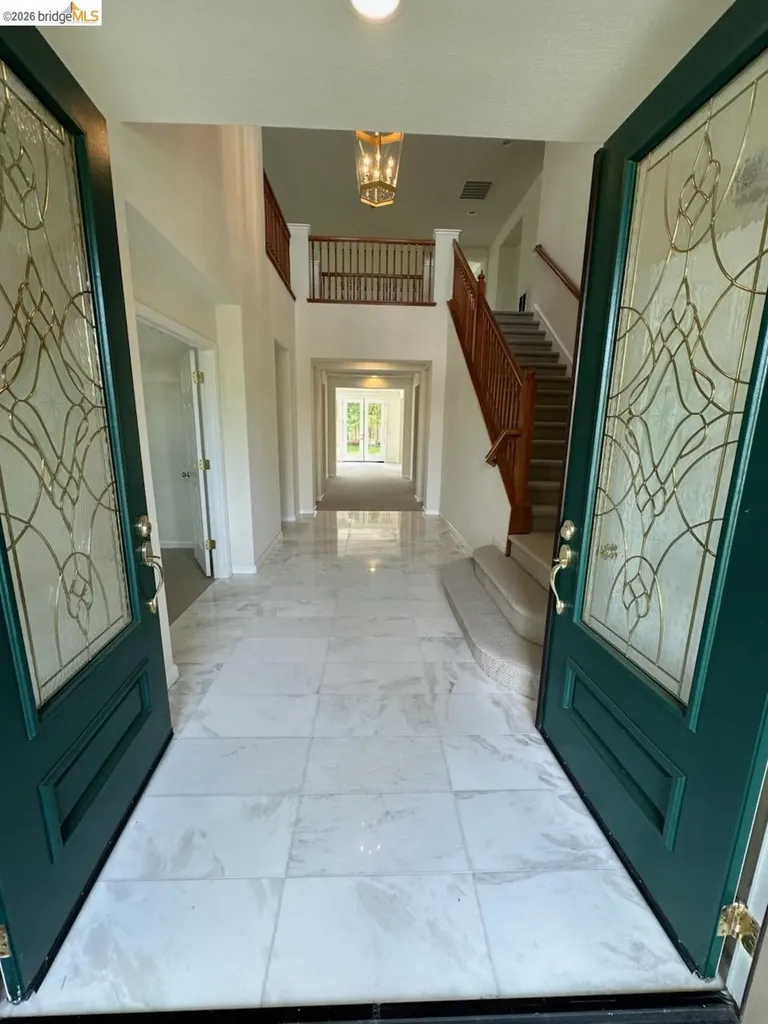 1050 Overland Place Vacaville CA 95687