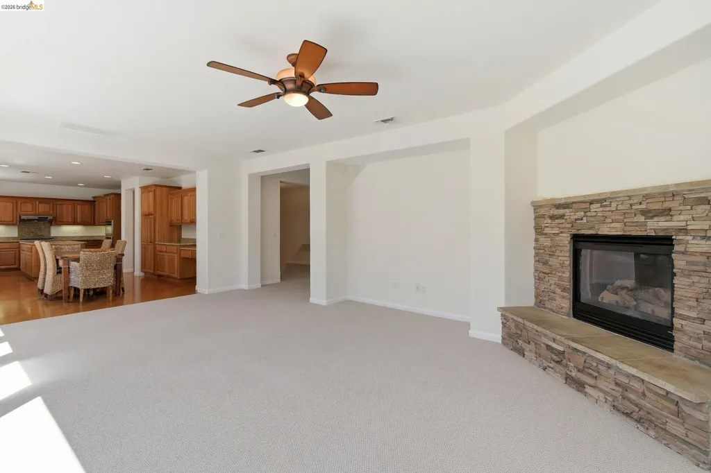 1050 Overland Place Vacaville CA 95687