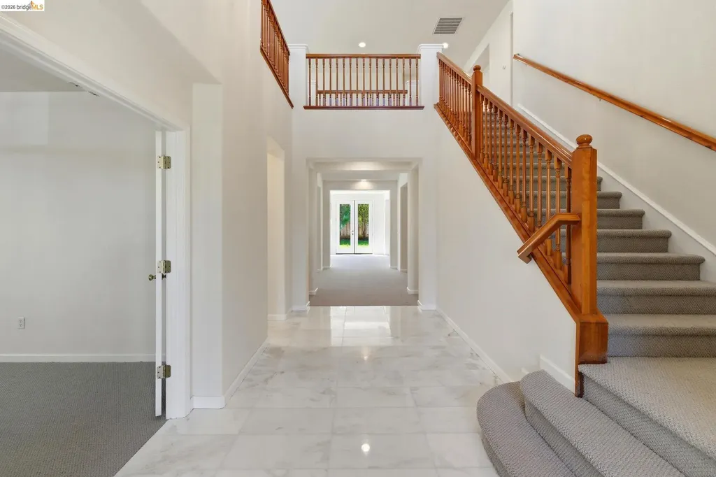 1050 Overland Place Vacaville CA 95687