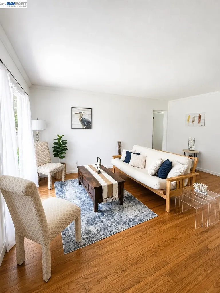 8041 Greenly Drive Oakland CA 94605
