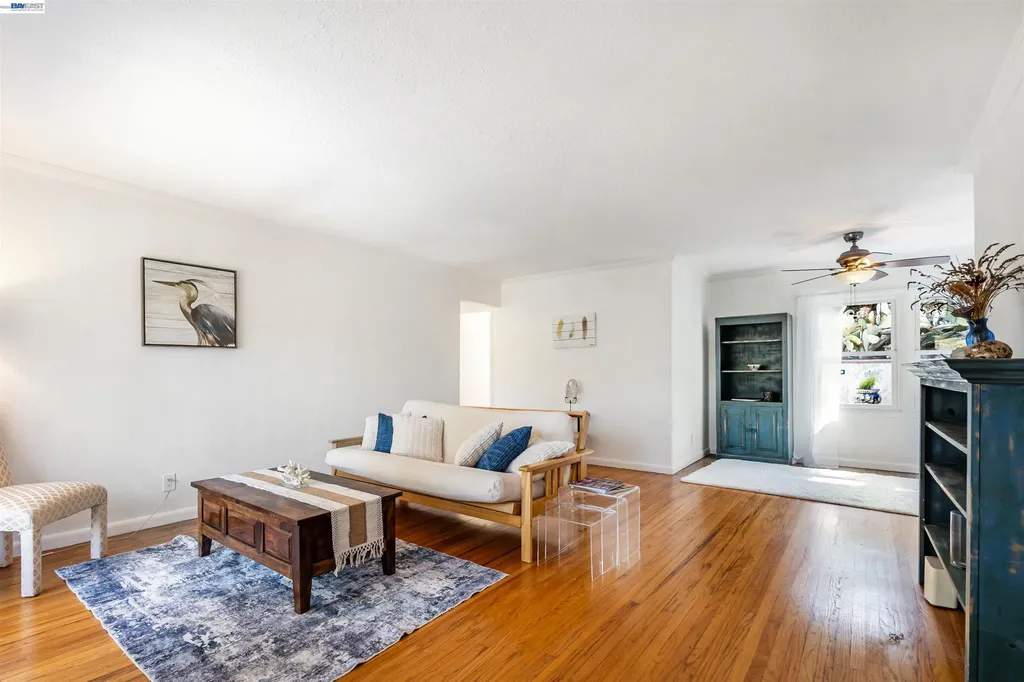 8041 Greenly Drive Oakland CA 94605