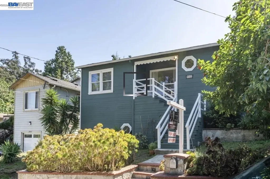 8041 Greenly Drive Oakland CA 94605