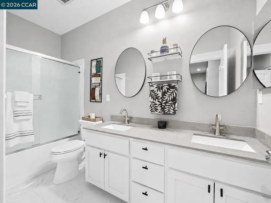 228 1st Street Benicia CA 94510