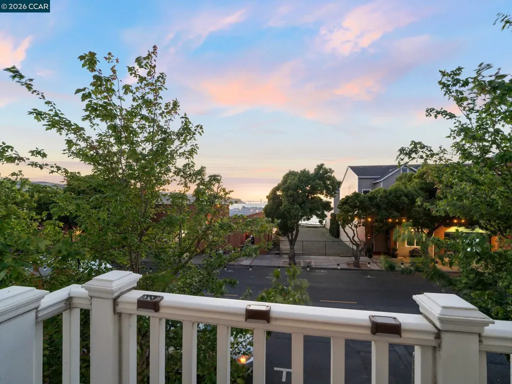 228 1st Street Benicia CA 94510