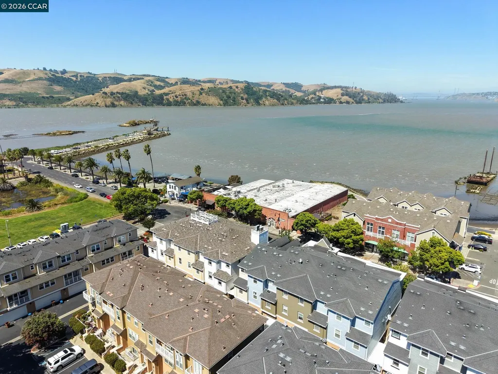 228 1st Street Benicia CA 94510