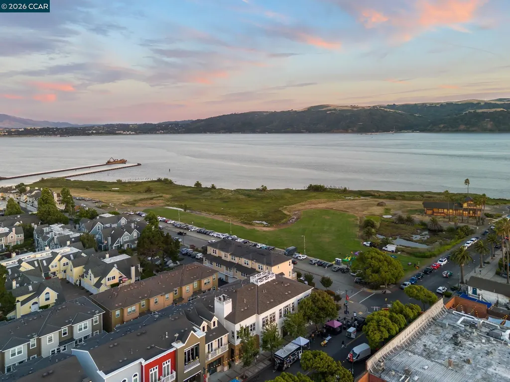 228 1st Street Benicia CA 94510