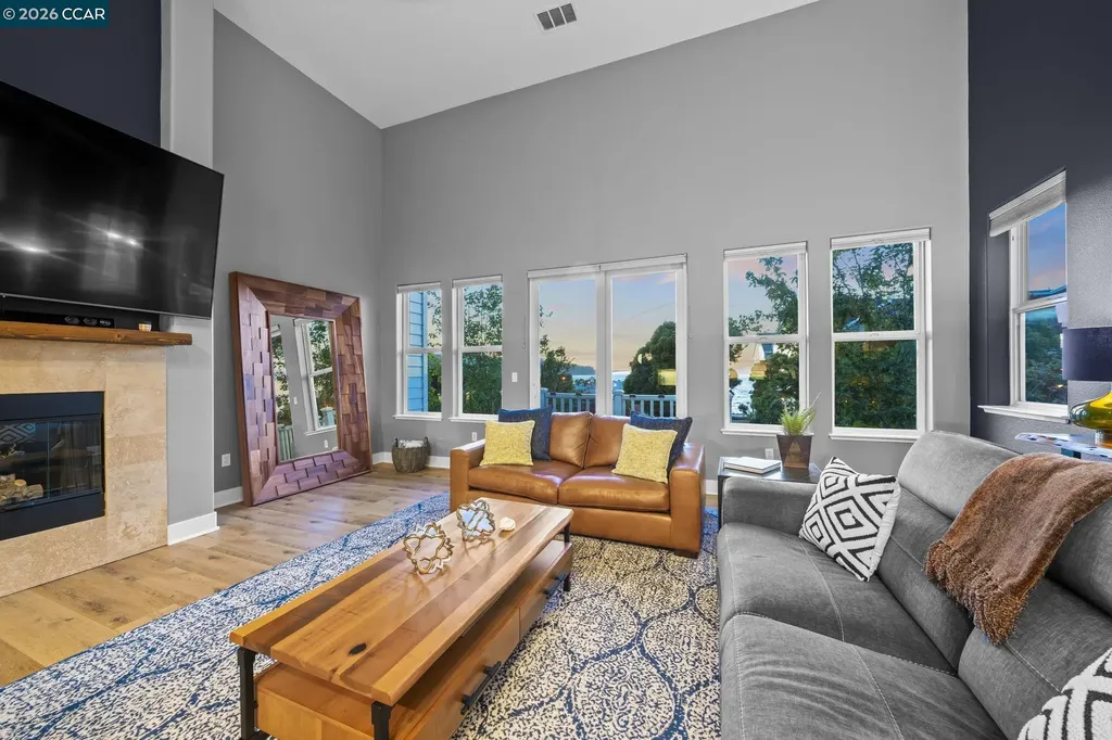 228 1st Street Benicia CA 94510