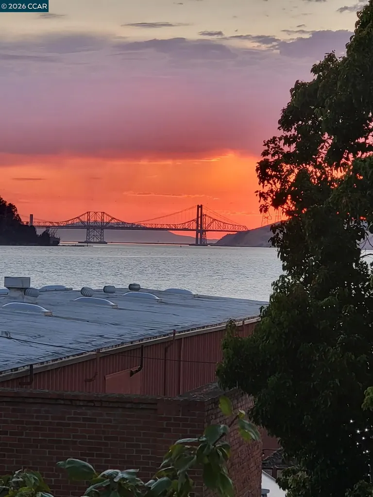 228 1st Street Benicia CA 94510
