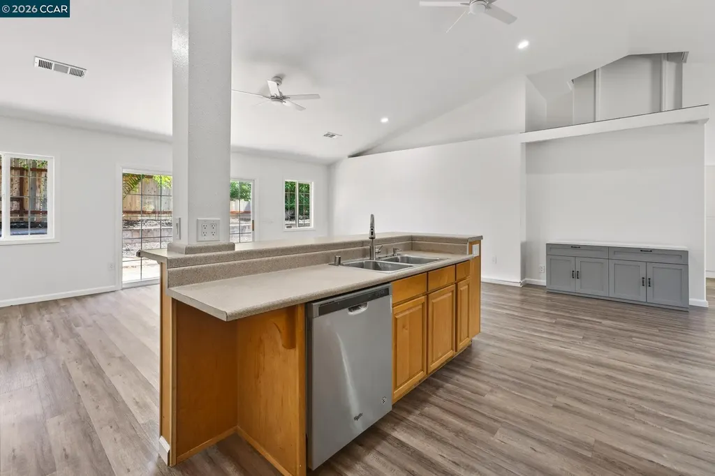 2037 Highland Drive Concord CA 94520