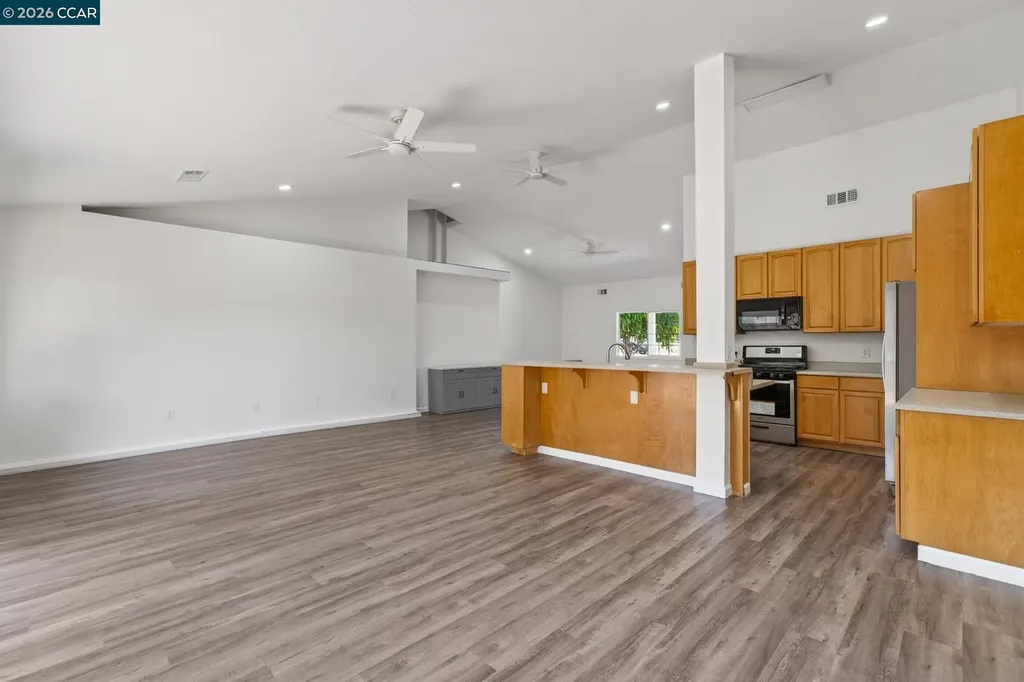 2037 Highland Drive Concord CA 94520