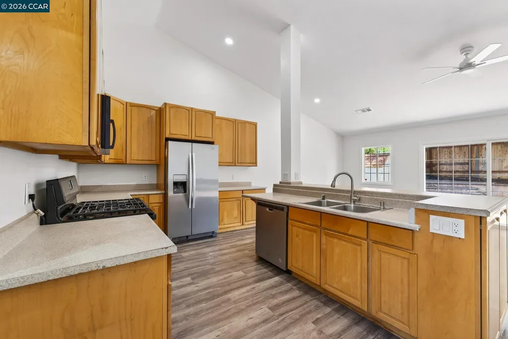 2037 Highland Drive Concord CA 94520