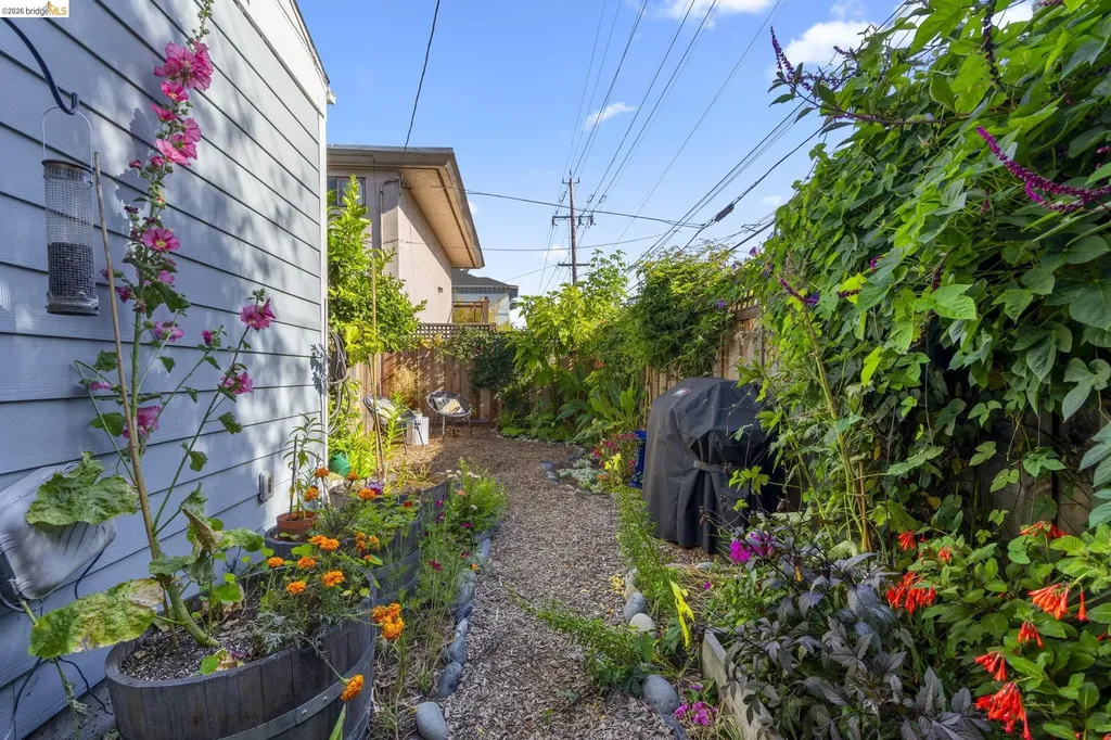 1030 Delaware Street Berkeley CA 94710