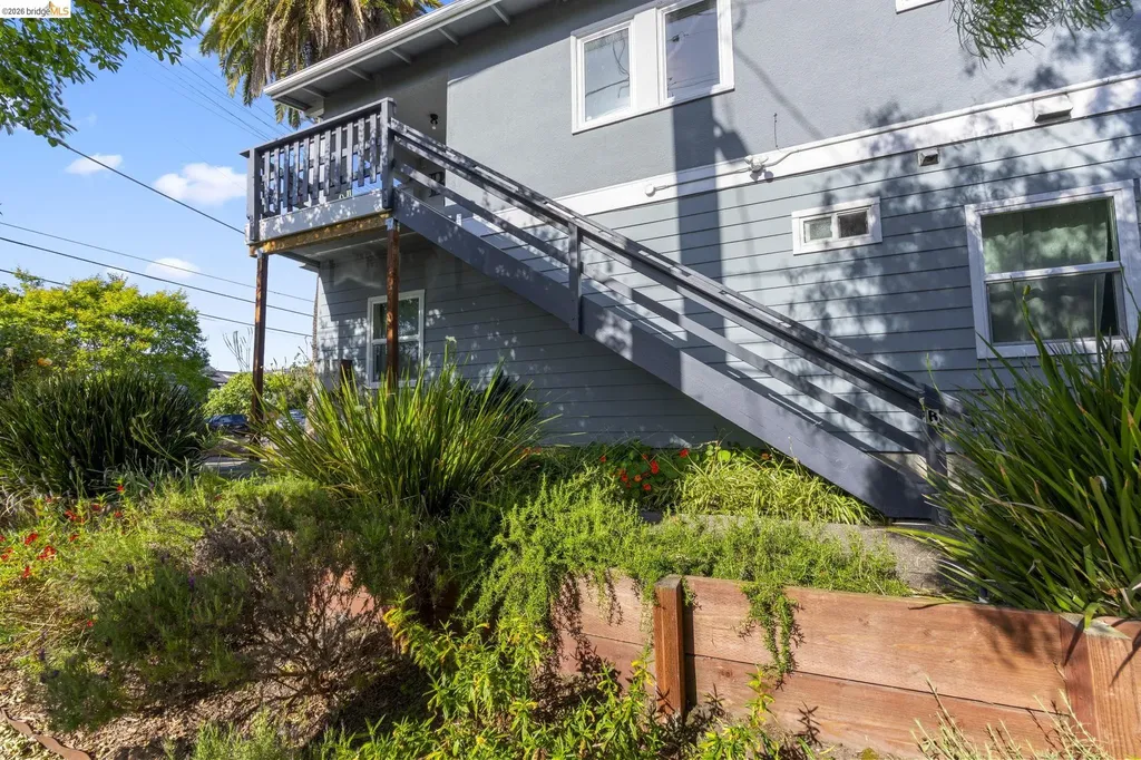 1030 Delaware Street Berkeley CA 94710