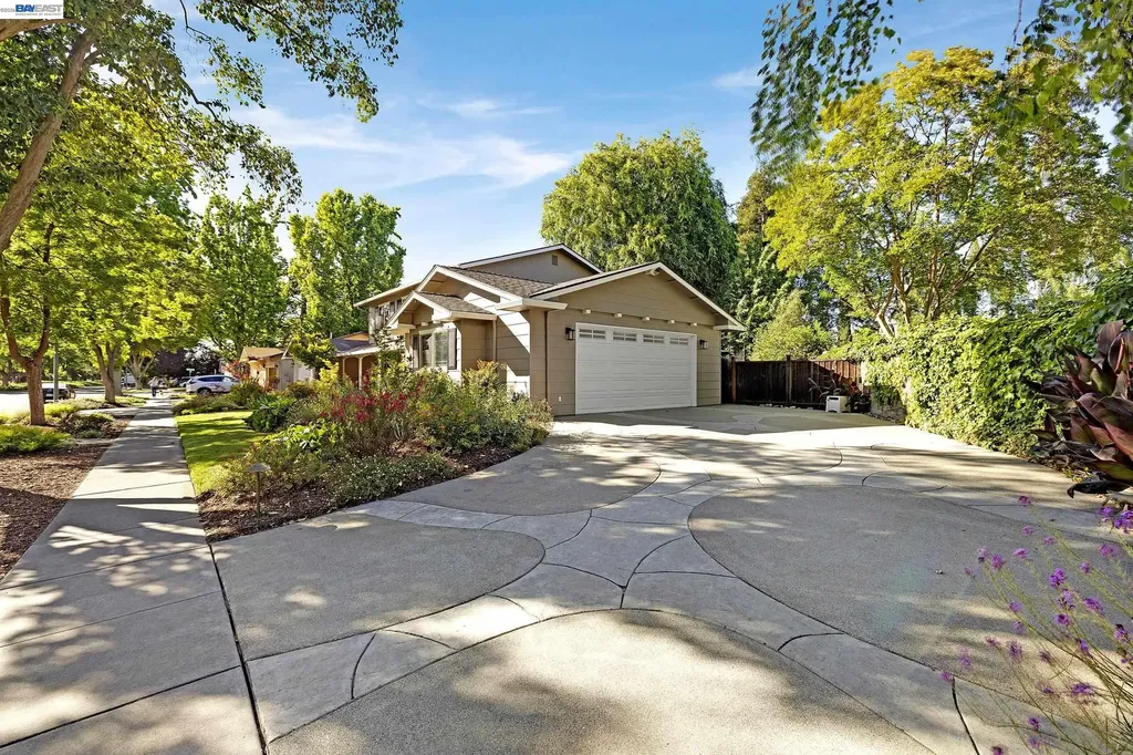 4593 Del Valle Parkway Pleasanton CA 94566