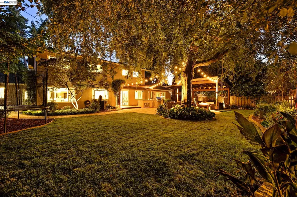 4593 Del Valle Parkway Pleasanton CA 94566