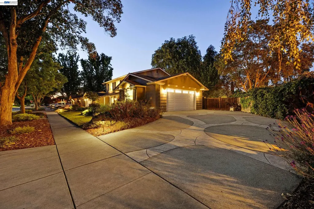 4593 Del Valle Parkway Pleasanton CA 94566