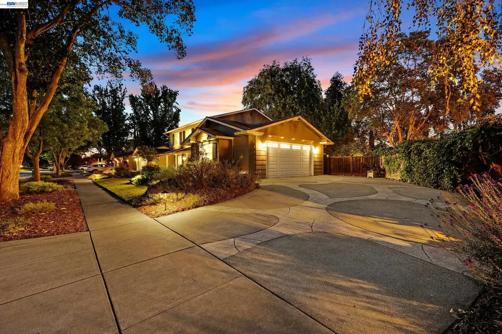 4593 Del Valle Parkway Pleasanton CA 94566