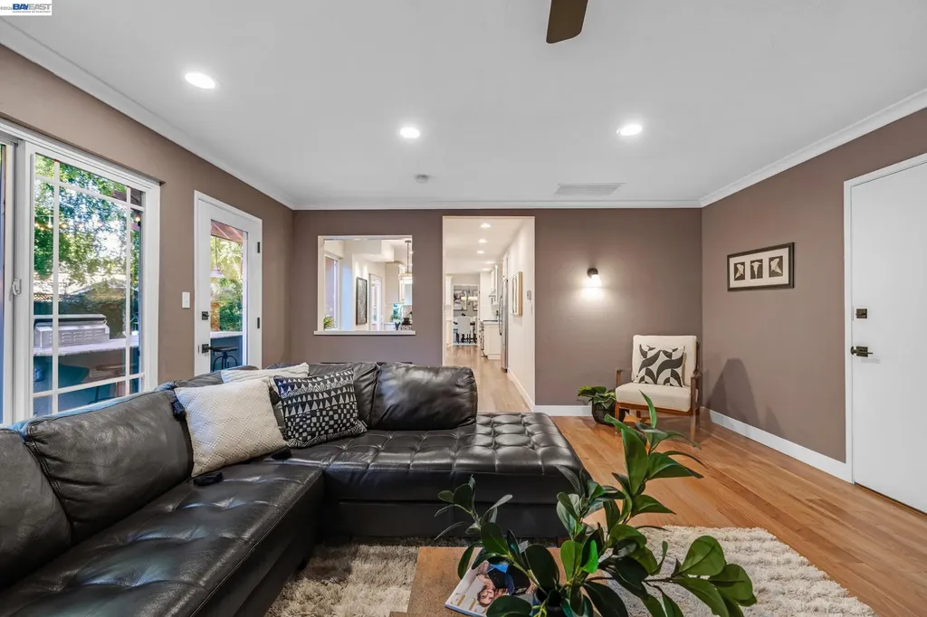 4593 Del Valle Parkway Pleasanton CA 94566
