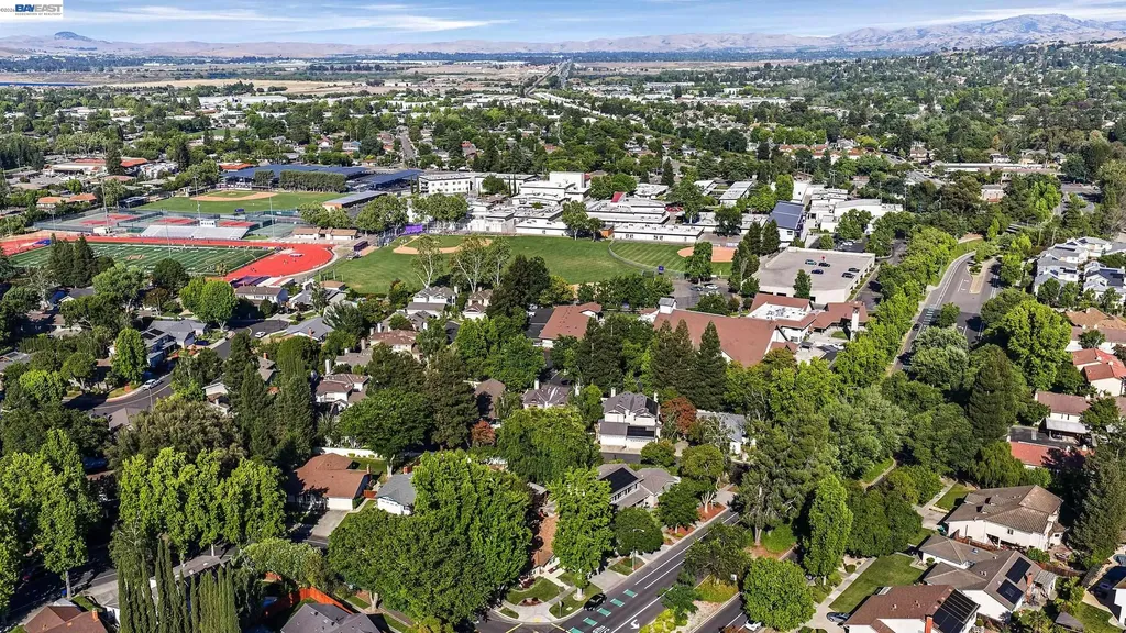 4593 Del Valle Parkway Pleasanton CA 94566