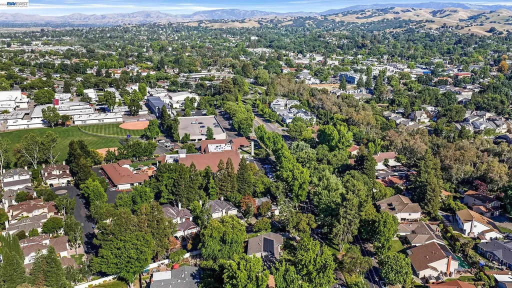 4593 Del Valle Parkway Pleasanton CA 94566