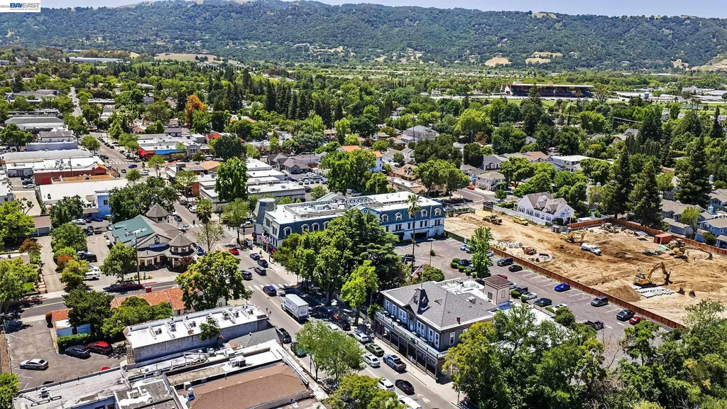 4593 Del Valle Parkway Pleasanton CA 94566