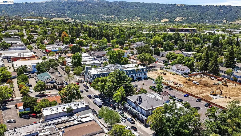 4593 Del Valle Parkway Pleasanton CA 94566