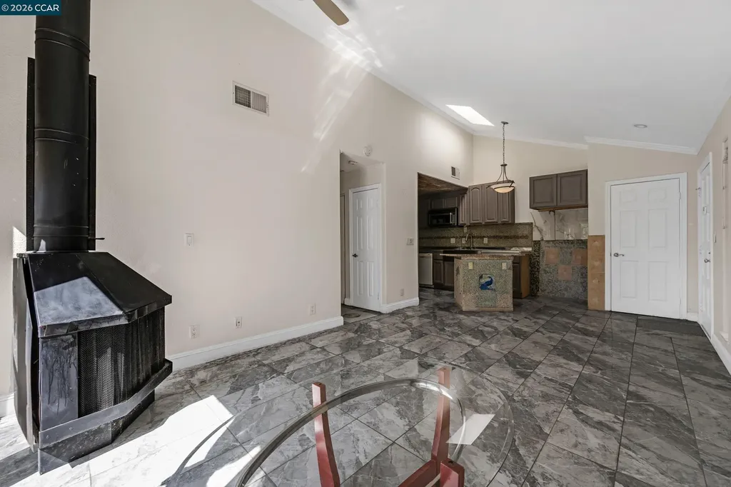 1544 Bailey Road Concord CA 94521