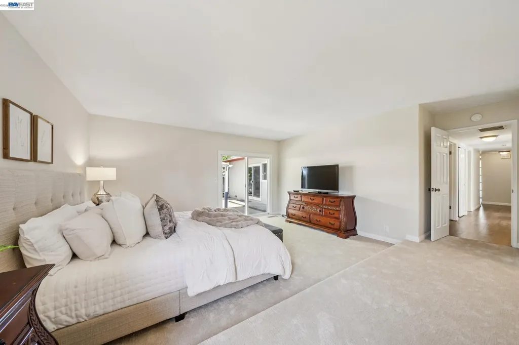 7403 Hillsdale Drive Pleasanton CA 94588