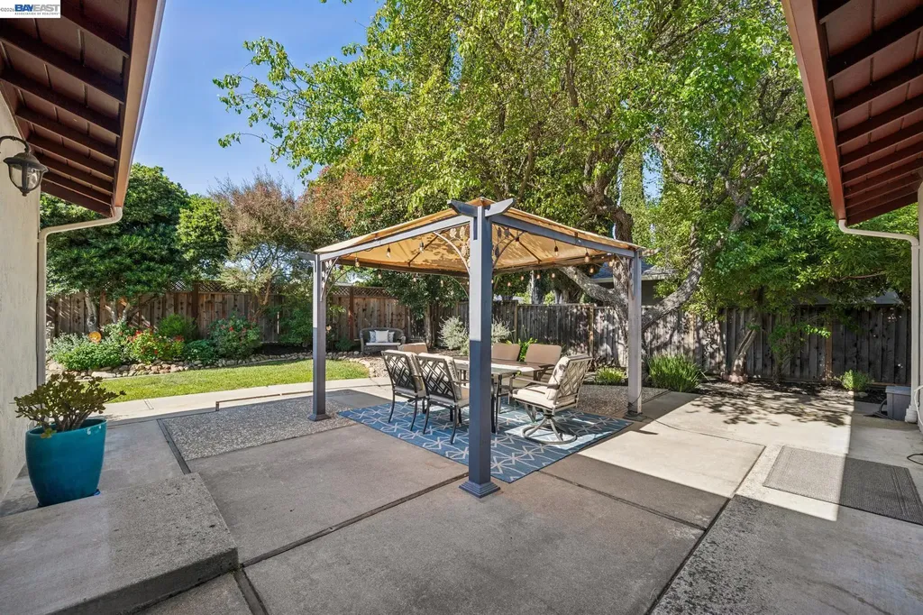 7403 Hillsdale Drive Pleasanton CA 94588