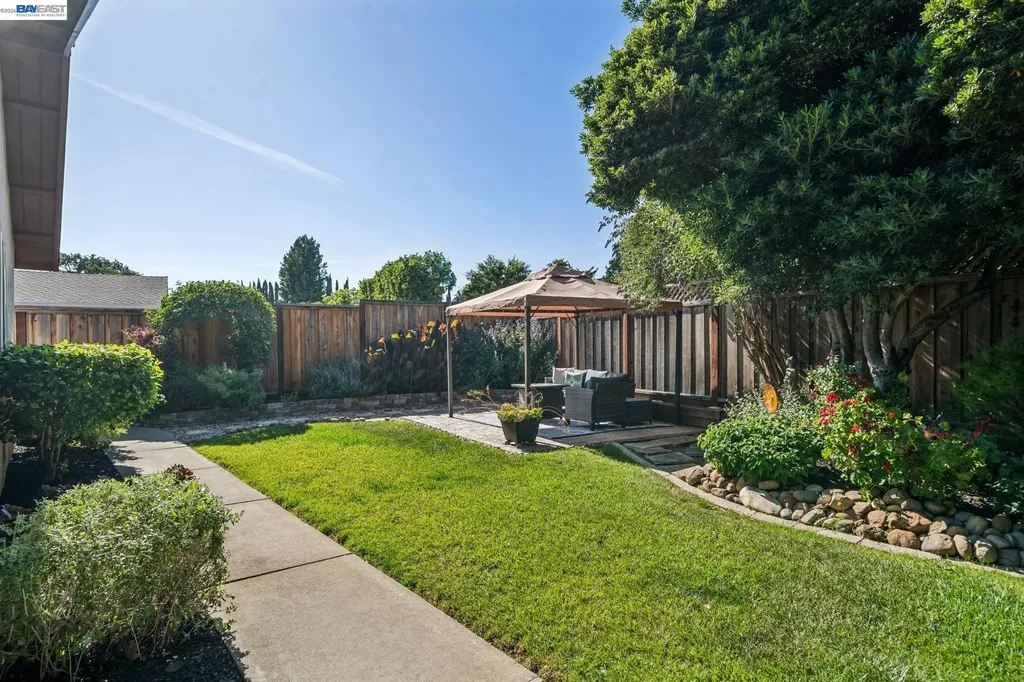 7403 Hillsdale Drive Pleasanton CA 94588