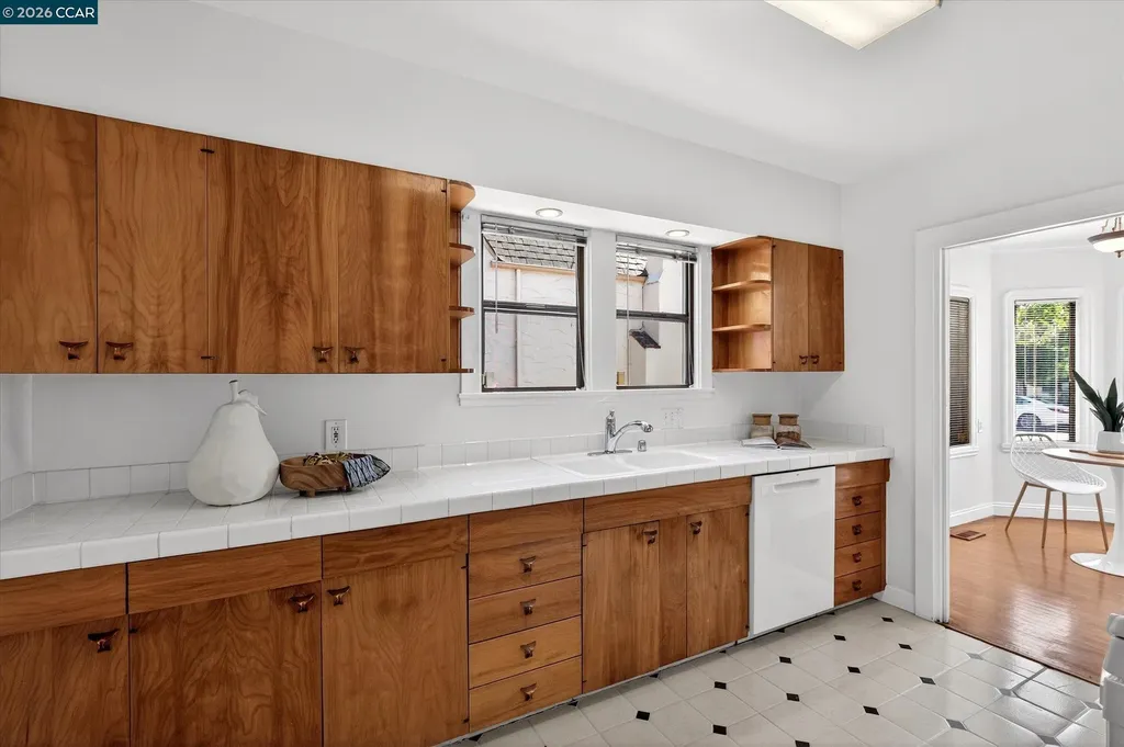714 Arbor Drive San Leandro CA 94577