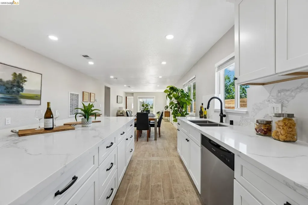 449 Gilcrest Vallejo CA 94591