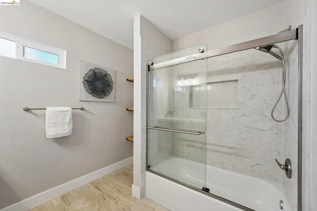 449 Gilcrest Vallejo CA 94591